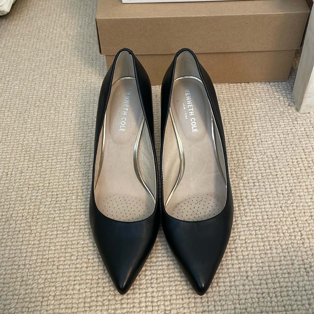 Kenneth Cole Black Women's Riley 85 Pumps